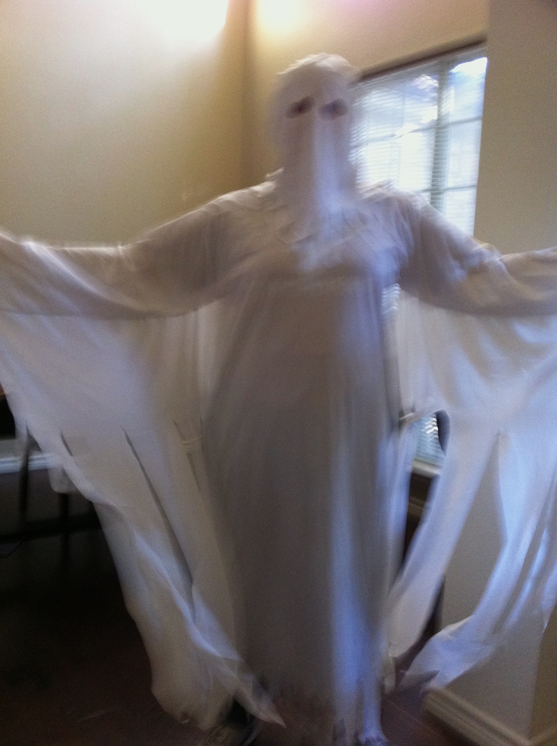 2010-10-31-05 Halloween Ian Sydney.jpg